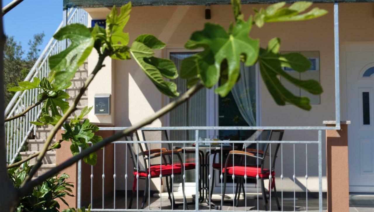 Apartmani Obala Poljica  Luaran gambar