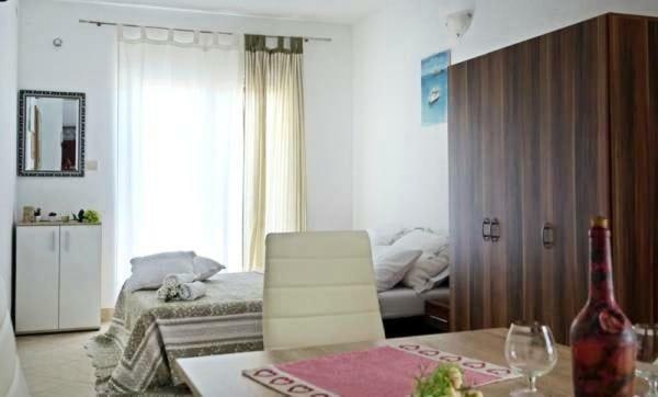 Apartmani Obala Poljica  Bilik gambar